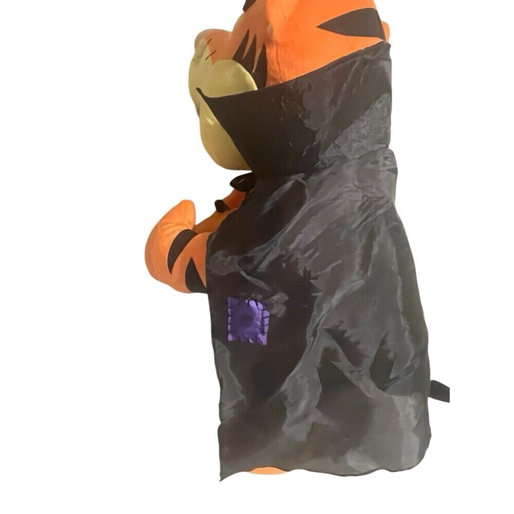 Rare Disney Winnie the Pooh 30" Vampire Tigger Halloween Greeter Indoor Lighted - Picture 5 of 16